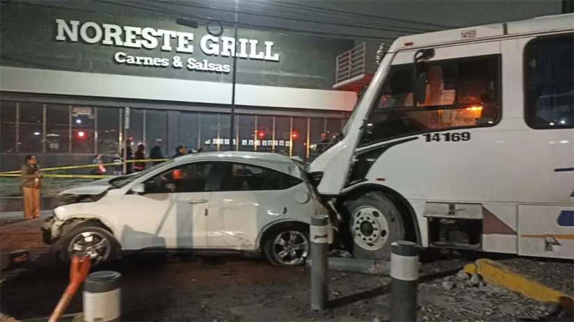 Image - Especies Políticas Choque-múltiple-garcía-33-lesionados