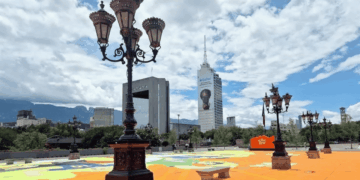 Samuel Pinta De Naranja La Macroplaza - Especies Políticas