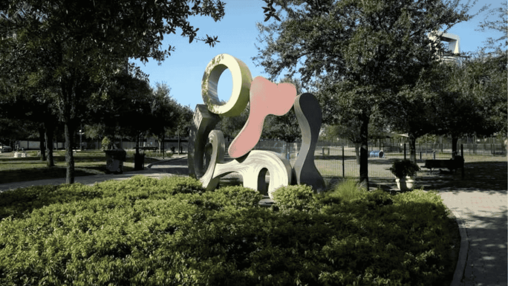 Escultura De Brad Howe - Especies Políticas
