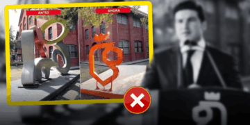 Side-by-side Campus Sculptures Labeled 'antes' and 'ahora' Inside a Yellow Frame; a Red X Badge Overlaps, with a Grayscale Man Speaking at a Podium in the Background. - Especies Políticas