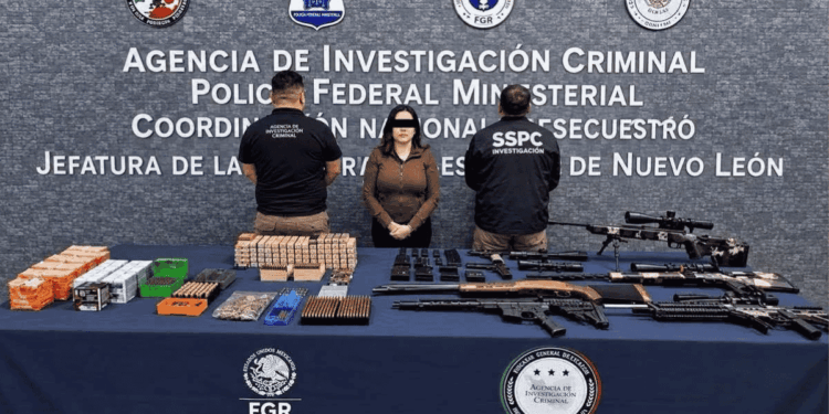 Captura De Mujer Con Arsenal En García - Especies Políticas - Especies Políticas